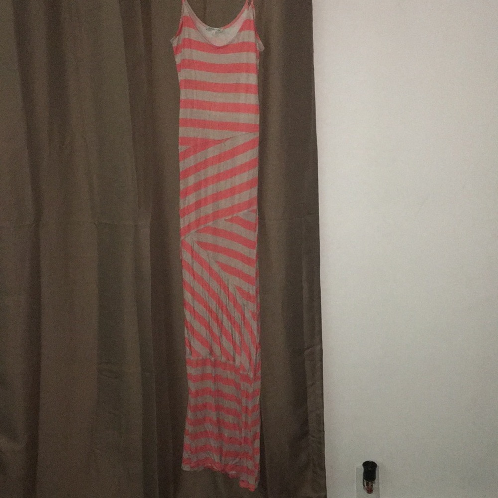 Sundress - Picture 2 of 3